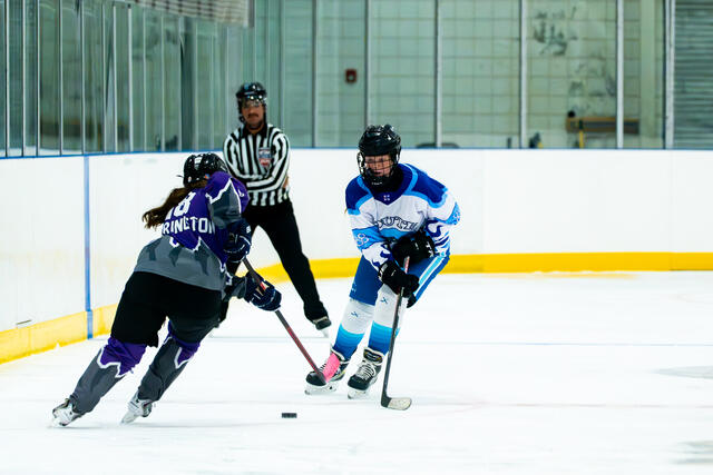 Coyotes and Girls North battle along the wall
